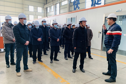 盐城市委，市政府来我们公司观摩指导